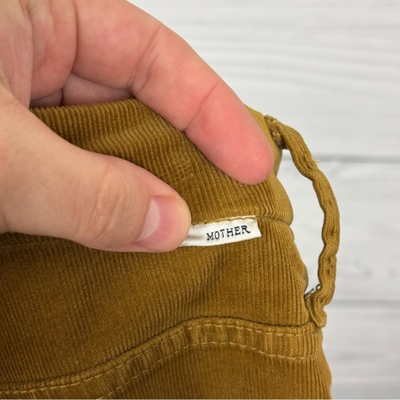 MOTHER High Waisted Looker Ankle Chew Brown Corduroy Pants Size 26 - Picture 14 of 14